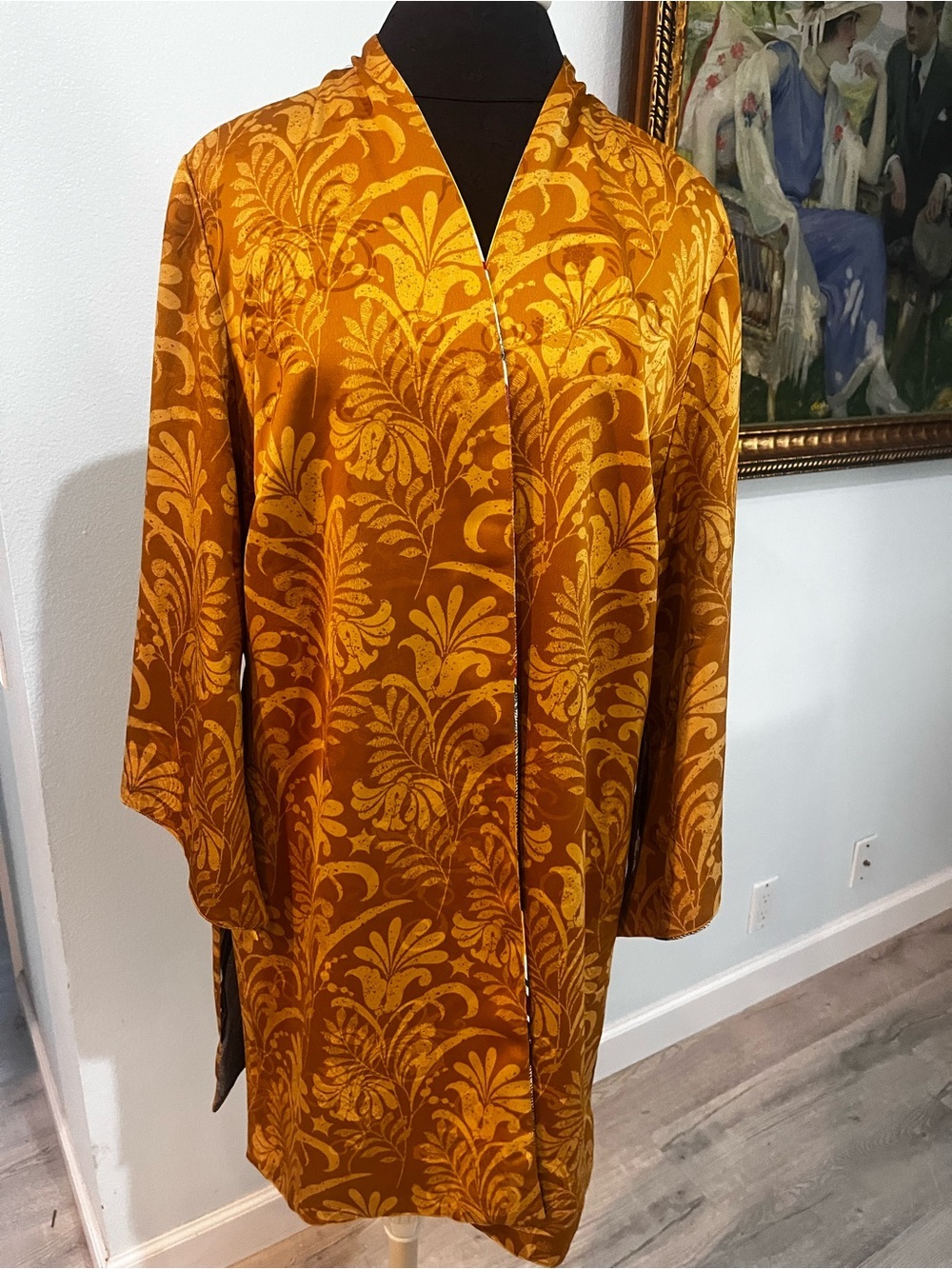 Chico’s Reversible Kimono Gold Brocade Chevron Medium